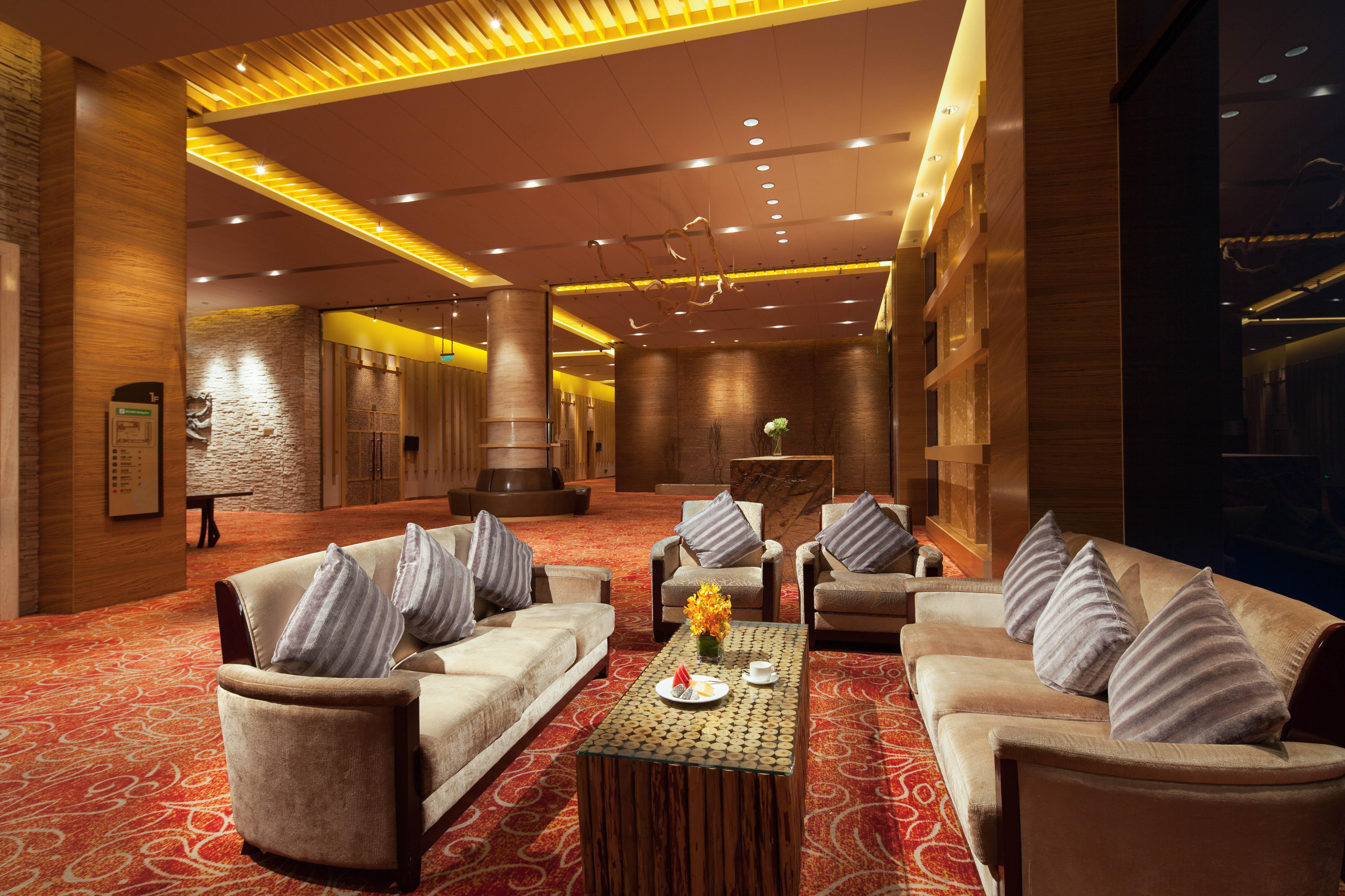 Holiday Inn Beijing Shijingshan Parkview By Ihg Exterior photo